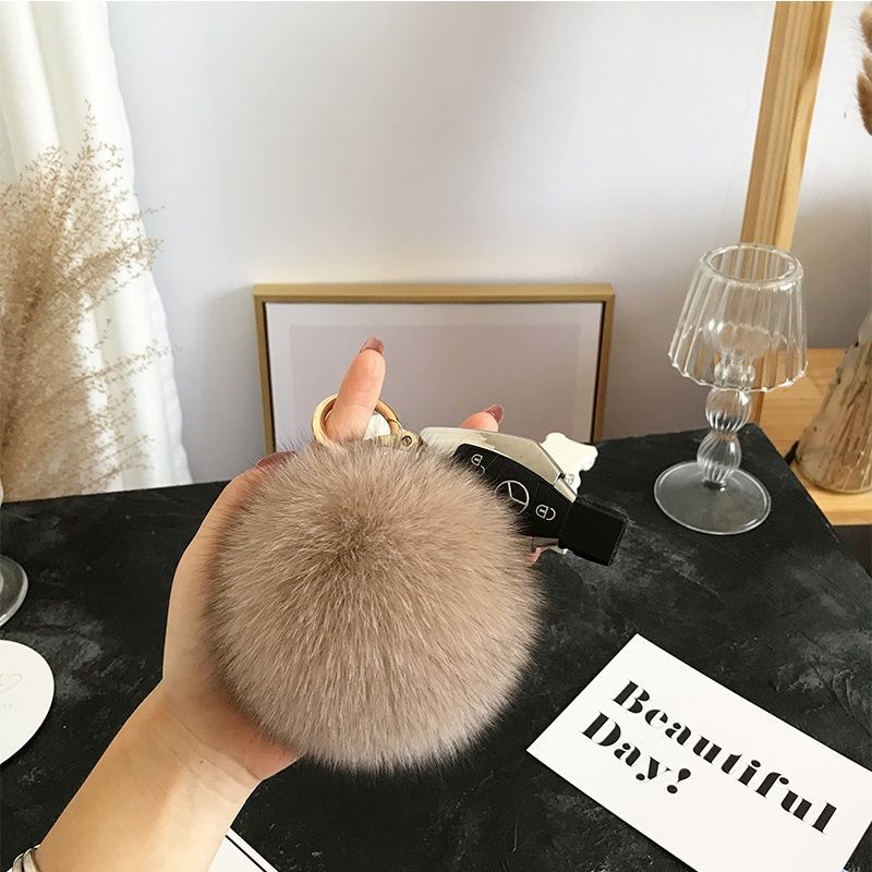 2024 Fluffy Real Fox Fur Ball  - Women'S Emo Accessories 评论和价格